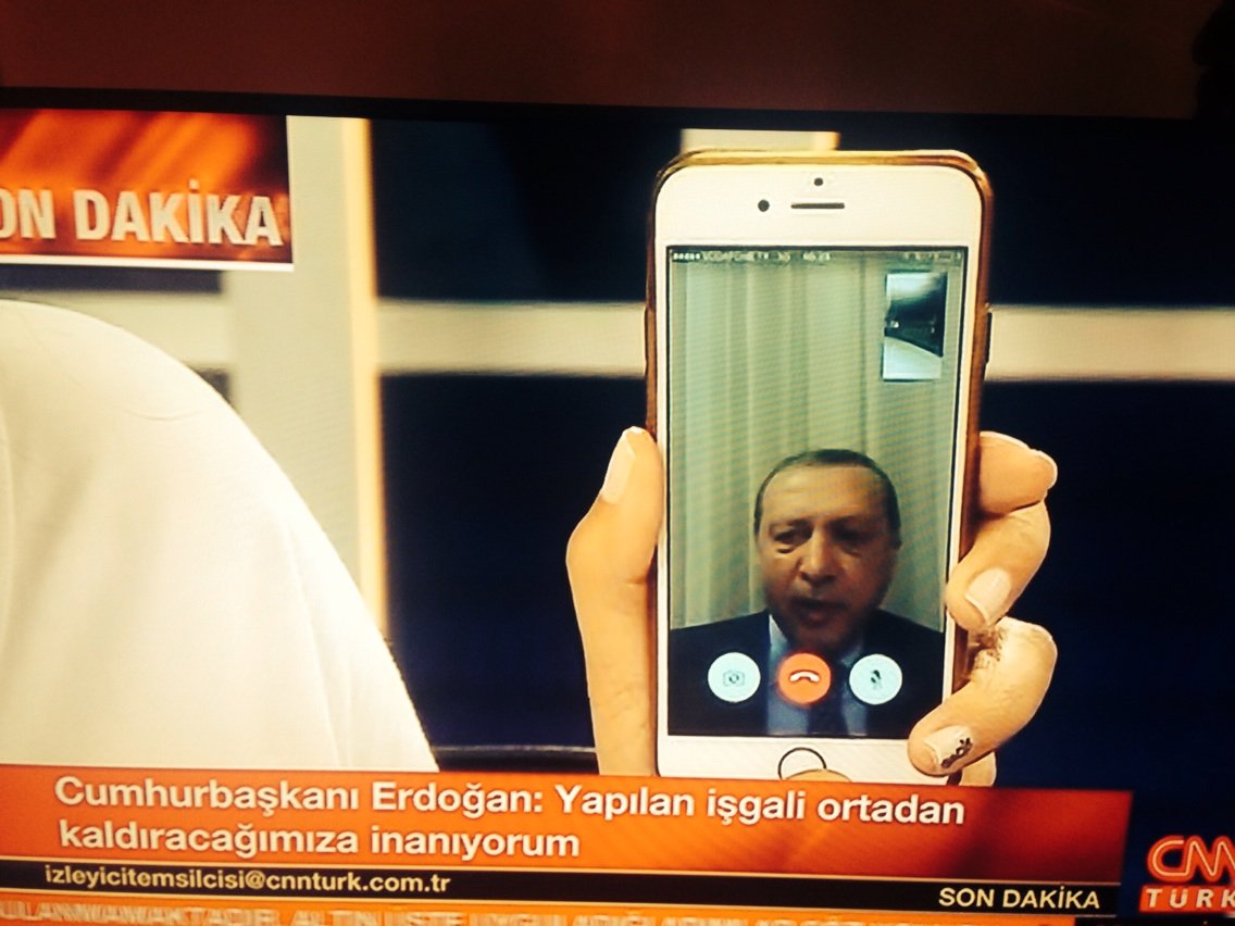 Erdogan su FaceTime durante il colpo di stato in Turchia