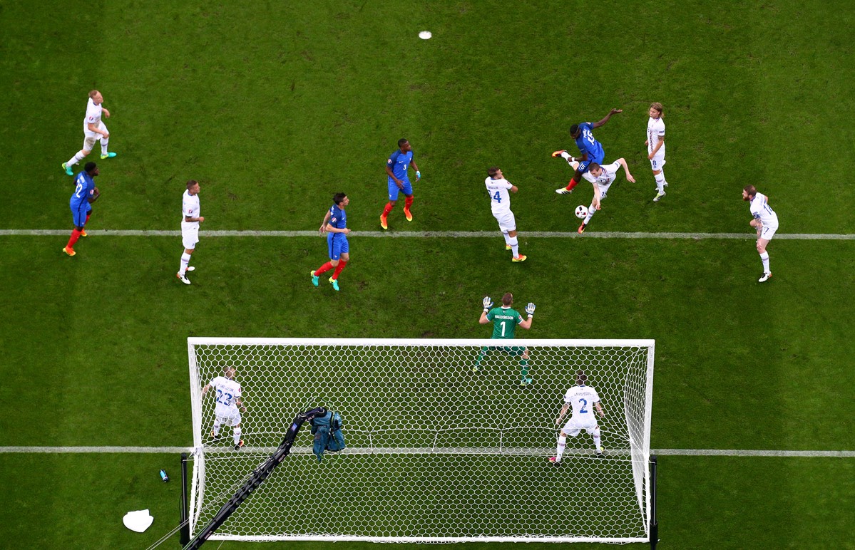 Il gol di Paul Pogba contro l'Islanda a Euro 2016