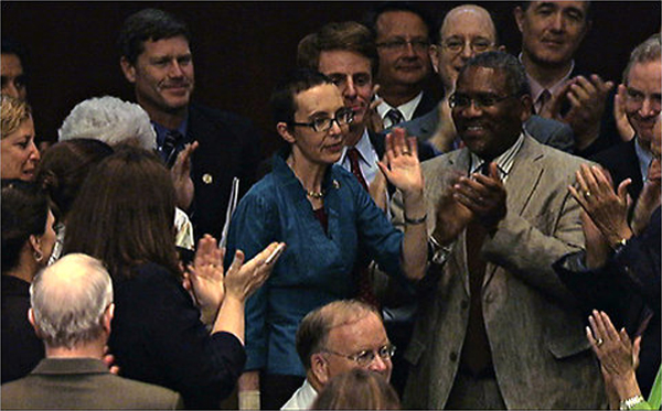 Gabrielle Giffords ritorna alla Camera dei Rappresentanti