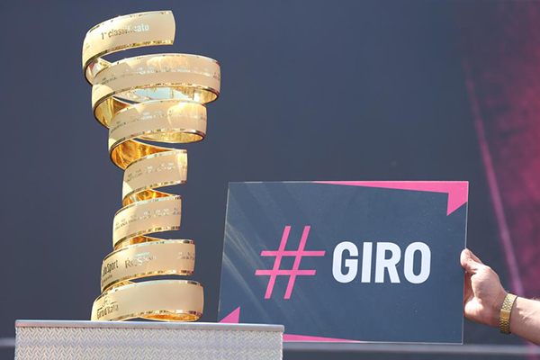 L'hashtag Twitter del Giro d'Italia 2015