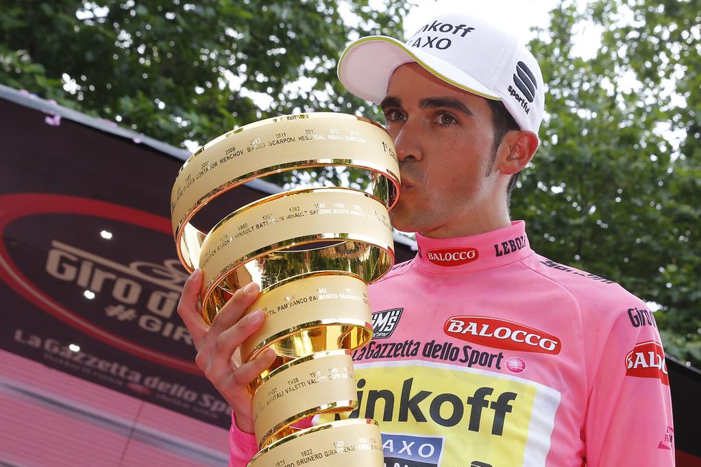Contador bacia il Trofeo senza Fine al Giro 2015