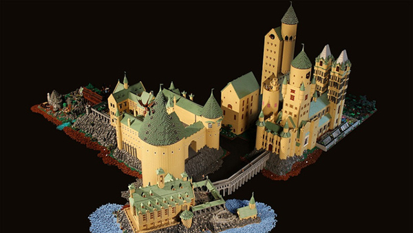 Il castello di Hogwarts di Lego