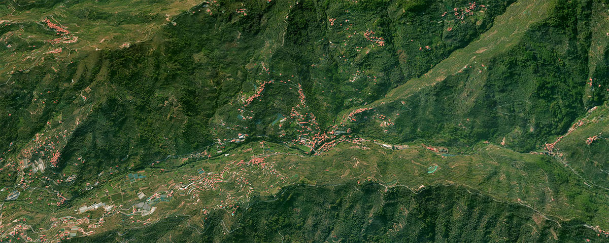 Valle di Dolcedo e Valle di Caramagna viste dallo spazio