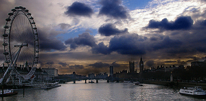 Tamigi, London Eye, Houses of Parliament, Big Ben, Westminst