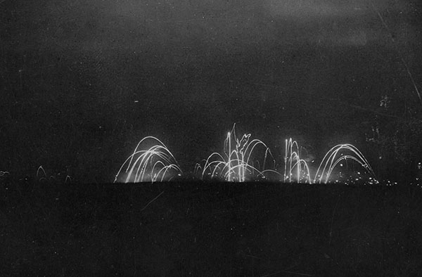 Scambi di artiglieria notturni sul fronte occidentale