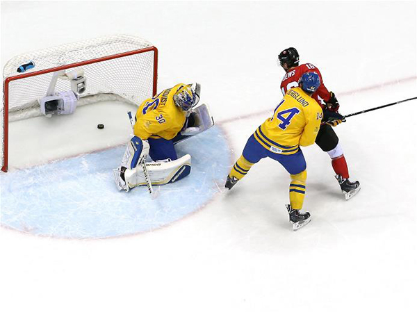 La finale di hockey su ghiaccio tra Canada e Svezia a Sochi 2014