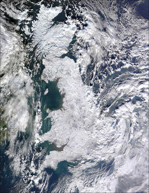 Il Regno Unito avvolto da un manto di neve