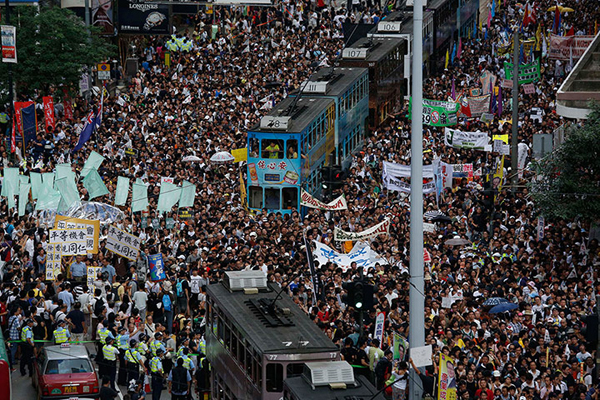 Proteste anti-cinesi a Hong Kong